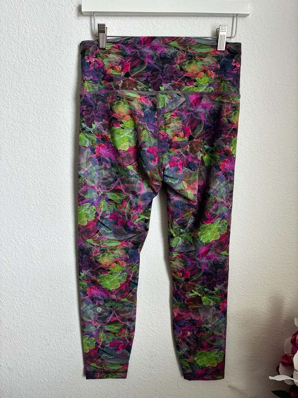 Lululemon Wunder Train Floral Print High Rise 25” Leggings Size 10